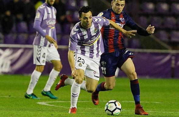 Plano, en el partido ante el Huesca. /RAMÓN GÓMEZ