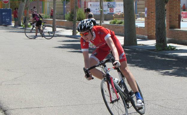 Estela Domínguez, integrante del Club Ciclista Arroyo.