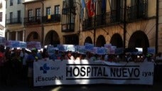 Los manifestantes piden celeridad para la construcción del nuevo hospital/