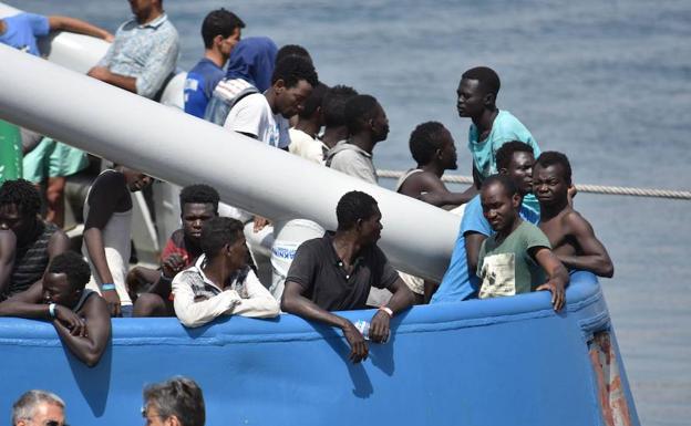 Migrantes en el Mediterráneo./EFE