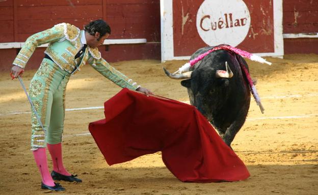 David Mora torea a Orégano en la feria del año pasado.