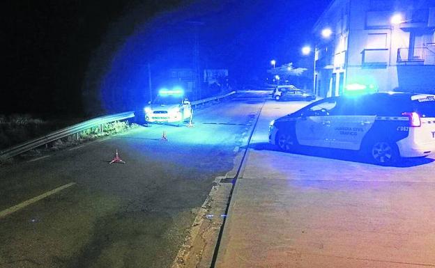 Un control de la Guardia Civil en una carretera.