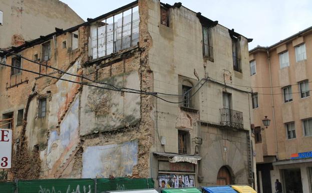 Aspecto del palacio de los Buitrago, en el barrio de Santa Eulalia.