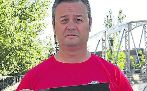Mariano Calvo, en el Puente de Hierro.