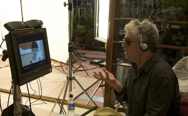 Pedro Almodóvar, durante el rodaje de 'Los abrazos rotos'./