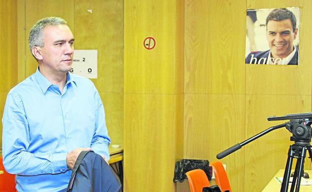 Javier Izquierdo al término de la Ejecutiva /G. Villamil