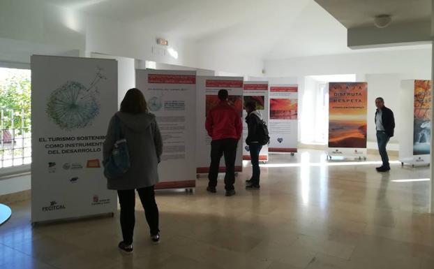 Exposición en la Casona de Cervera. /El Norte