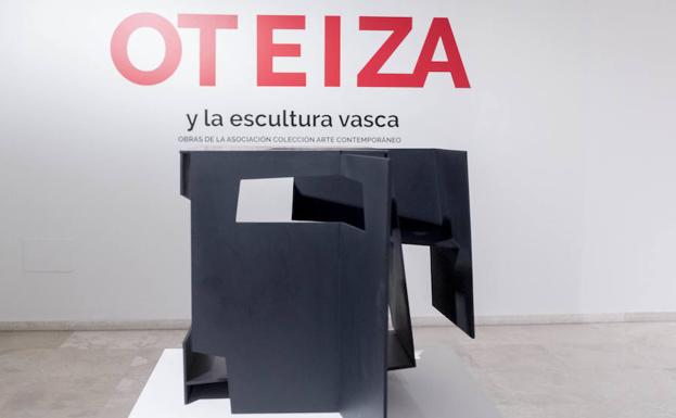 Presentación de la exposición de Oteiza en el Patio Herreriano.