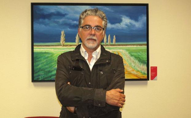 Manuel Ambrosio Sánchez, alcalde de Morille, habla de las novedades de la feria./M.J. GUTIÉRREZ