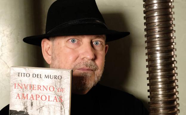 El escritor Tito de Muro. /Ramón Gómez