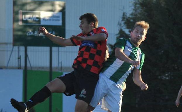 Imagen de un partido anterior entre la Cistérniga y el Betis. /Rodrigo Jiménez