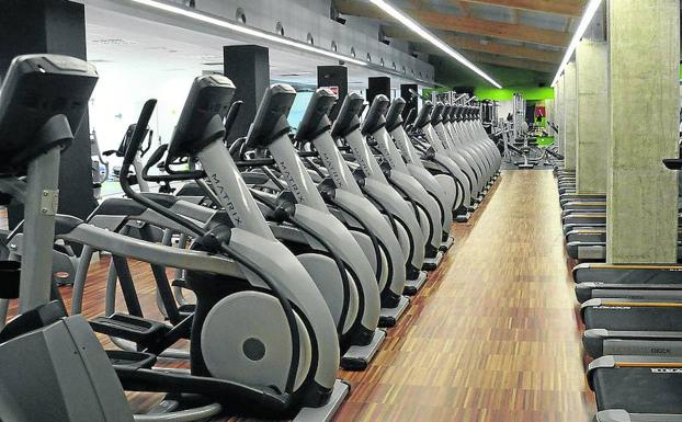 Sala fitness del centro deportivo Carlos Melero. /El Norte