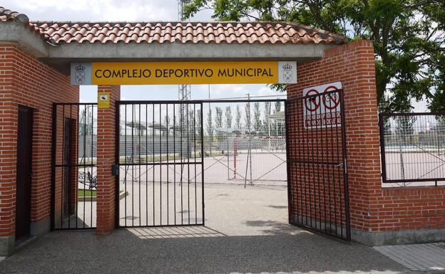 Complejo Deportivo Municipal de Carbajosa de la Sagrada. /WORD