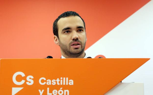 El secretario de Comunicación de Ciudadanos Castilla y León, Pablo Yáñez, realiza un análisis político del año 2017/ICAL
