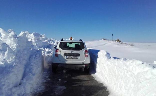 Estado de la carretera que une Fuentesauco a Membibre, en Segovia./ICAL