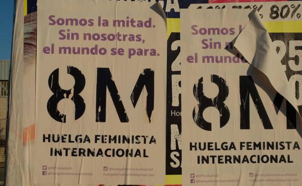 Cartel que anuncia la Huelga Feminista del 8 de marzo en Valladolid./Gabriel Villamil