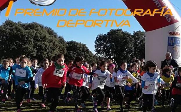 Cartel anunciados del concurso de fotografía deportiva. /WORD