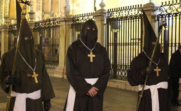 Procesión del Perdón. Solicitud del perdón a favor del penado para el cual se ha pedido el indulto. /Leonoticias
