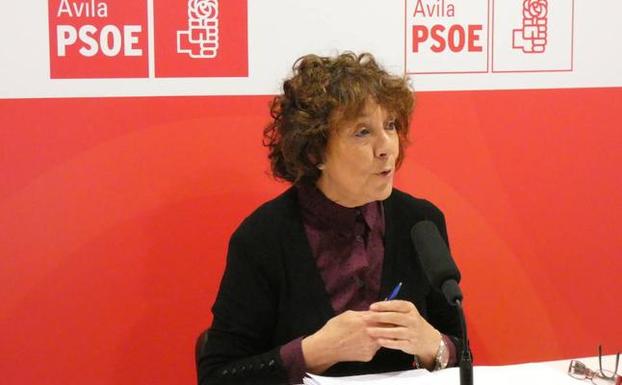 La procuradora socialista Merces Martín exigirá una respuesta al consejero de Sanidad sobre la radioterapia en Ávila./PSOE