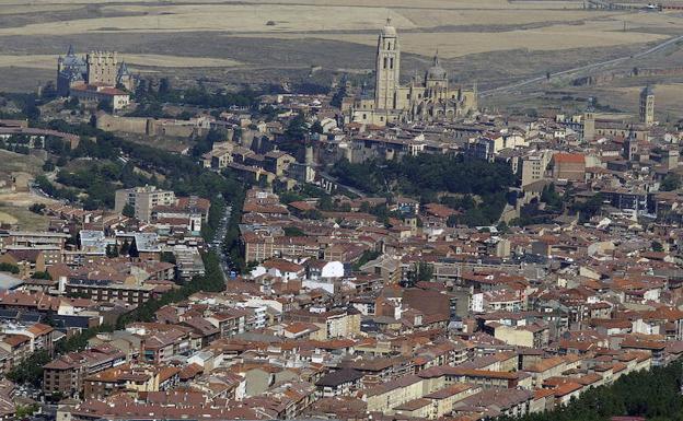 Vista aérea de la ciudad de Segovia. /A. de Torre