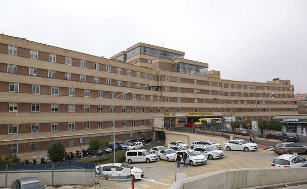Vista general del Hospital Clínico de Salamanca./Laya