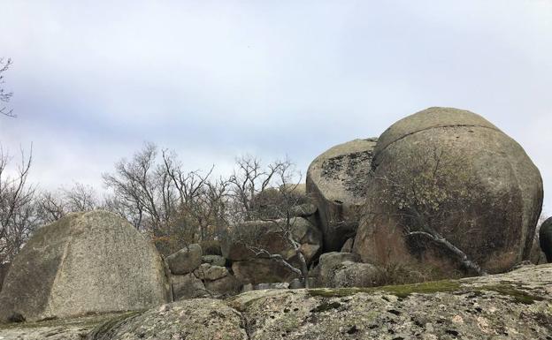 Algunos de los bolos graníticos del Berrocal. /El Norte