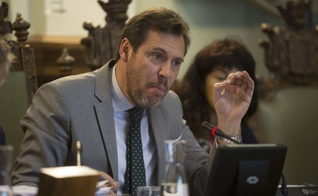 Óscar Puente, durante el pleno del Ayuntamiento de Valladolid de la semana pasada./ALBERTO MINGUEZA
