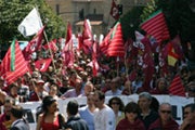 Alrededor de 10.000 personas se manifiestan en León para solicitar la autonomía