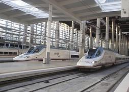 Tren AVE estacionado en Atocha. / Archivo/