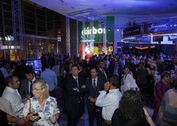 Entrada del centro comercial Río Shopping durante su inauguración. / Foto: G. Villamil | Vídeo: Sandra Santos/