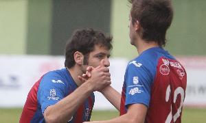 Mariano entra al campo en sustitución de Dani Calleja. / Antonio de Torre/