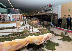 Inauguración del Belén Navideño del Regimiento de Transmisiones del Ejercito de Tierra. / R. Ordóñez-Ical/