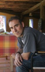 El escritor Vicente Álvarez. / HENAR SASTRE/