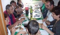 Integrantes de la asociación en las jornadas gastronómicas./ EL NORTE/