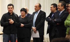 Oscar Meléndez y Rosario Hoyos presentan ayer la página dedicada a Jorge Manrique. ::
MARTA JUÁREZ/