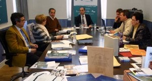 Reunión del jurado de los premios Los Nueve Secretos. :: EL NORTE/