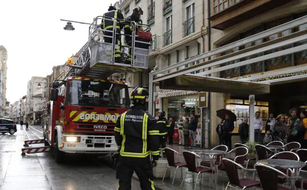 Sofocan Un Fuego En Su Casa Y No Se Percata Hasta Que Los Bomberos Le Despiertan El Norte De Castilla