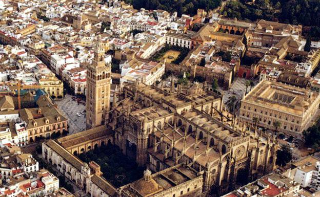 Vista aérea de la Catedral de Sevilla. /Efe