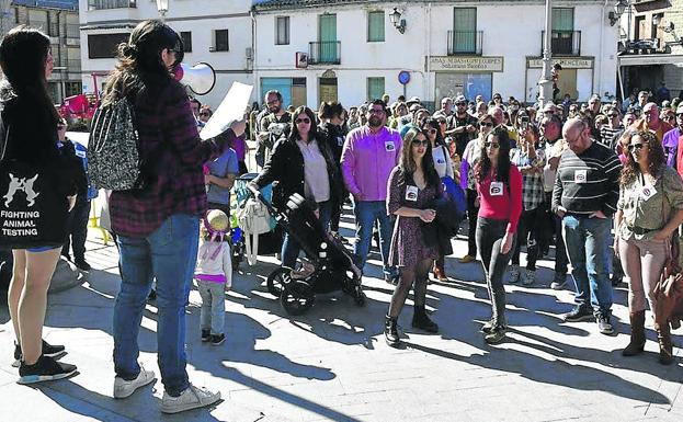 Queja Ciudadana Contra El Cierre De La Radio De El Espinar Que El Alcalde Niega El Norte De Castilla