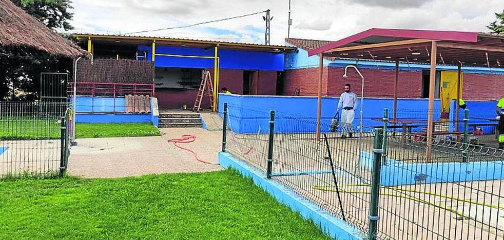 Pozaldez y Pozal de Gallinas buscan hosteleros para el bar de sus piscinas - Vimarsana News