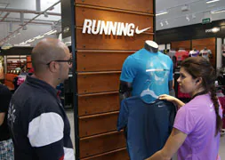 Enajenar Sandalias Desconfianza Nike Factory Store abre en Río Shopping generando quince puestos de trabajo  | El Norte de Castilla
